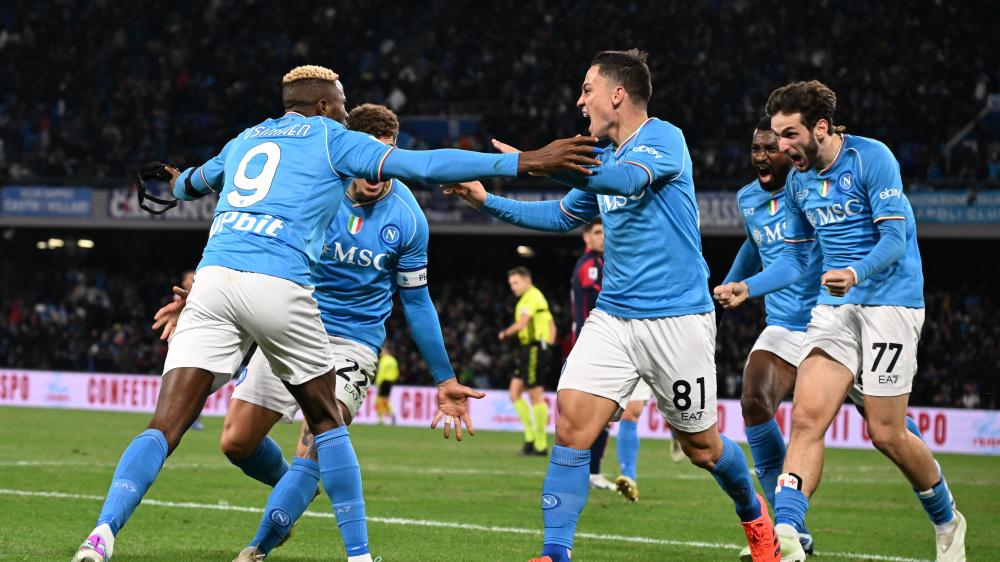 12/28周日2串1精选赛事分析：AC米兰坐拥主场之利，维罗纳客场表现依然乏力。