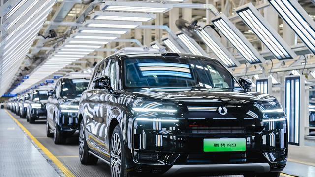 第10000辆下线！腾势N9成现象级爆品，累计交付突破9000辆