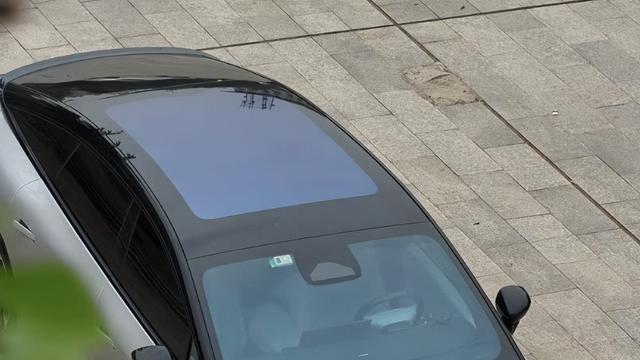 它勾搭我，心痒痒！湖南车主提走小鹏P7+超预算吐血买！能耗11.5