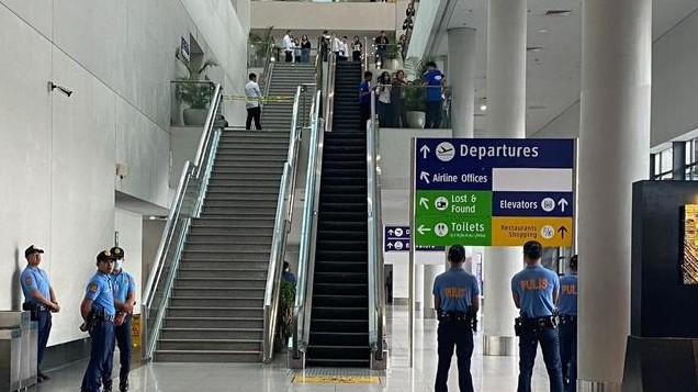杜特尔特震怒质问“我犯什么罪？” 菲律宾政府陷入两难抉择