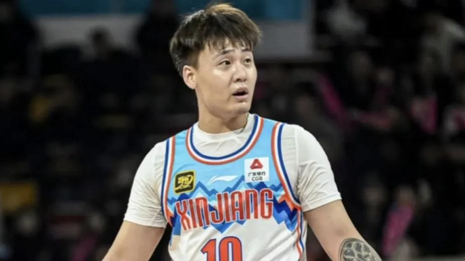 CBA快讯！赵睿公开自责，NBA球探考察曾凡博，杜锋要放弃四强