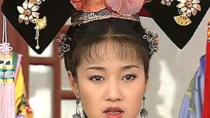 《还珠格格》第2、第3部，紫薇不再把小燕子当闺蜜、不再时刻维护小燕子，尔康也不再仗义？不，不是的！ 