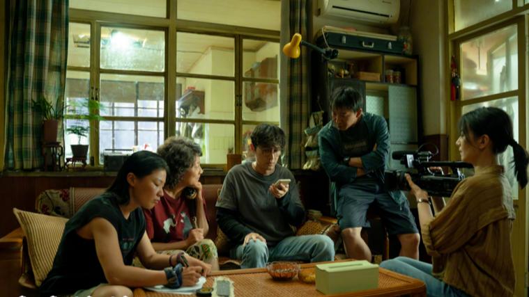 吴京护航也无奈，票房仅405万，端午档垫底，胡歌新片问题在哪