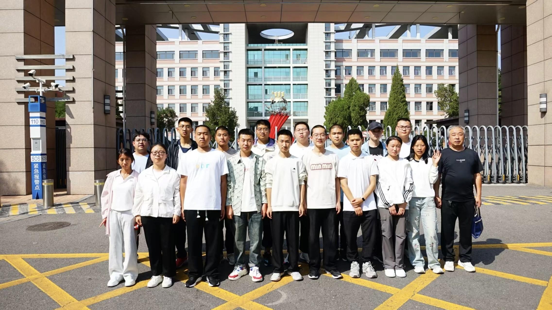 砂河中学在全国高中数学联赛中斩获6项大奖