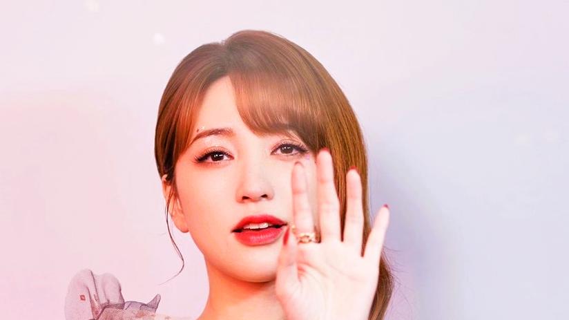 金莎被小 17 岁男友求婚！冰岛钻石沙滩撒花，百道菜肴追爱细节曝光