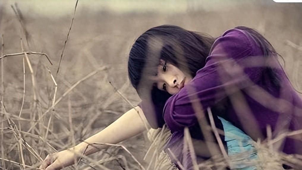 结婚后我做了全职太太，老公婚外情要离婚，我该如何报复他的情人