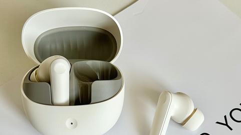 学生党怎么买到价格优惠的降噪耳机？这篇文章直接跟你讲清楚，没有这么多弯弯绕绕