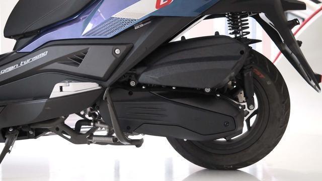 新款250cc摩旅踏板上市，售价18688元，优缺点分析