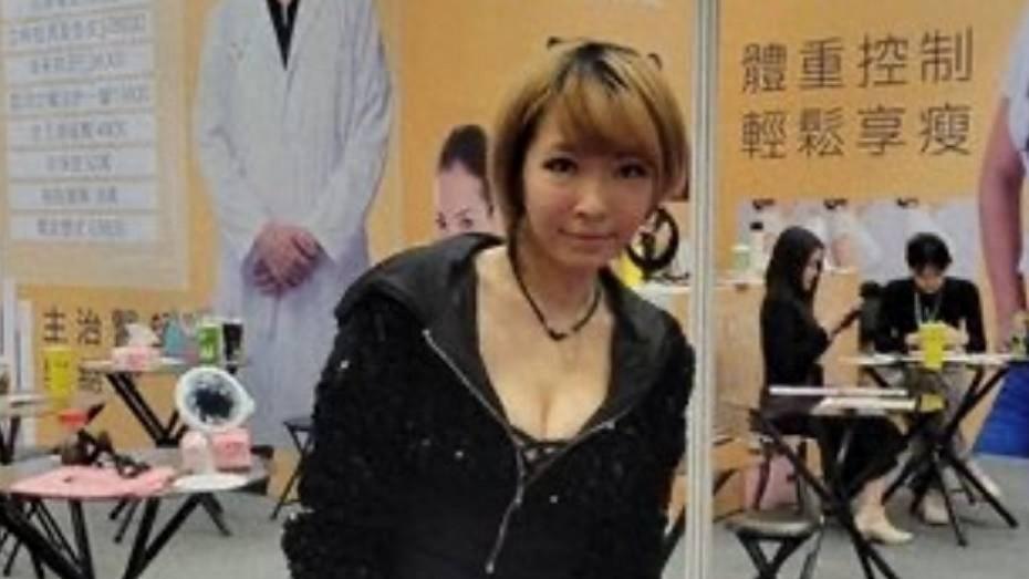 挚爱远去，余生漫长：小S与家人如何面对失去大S的巨痛？