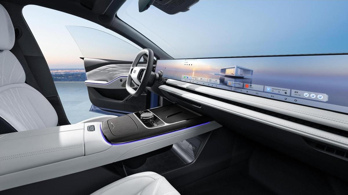 45英寸8K屏+骁龙8295！银河E8智能座舱实力硬核！