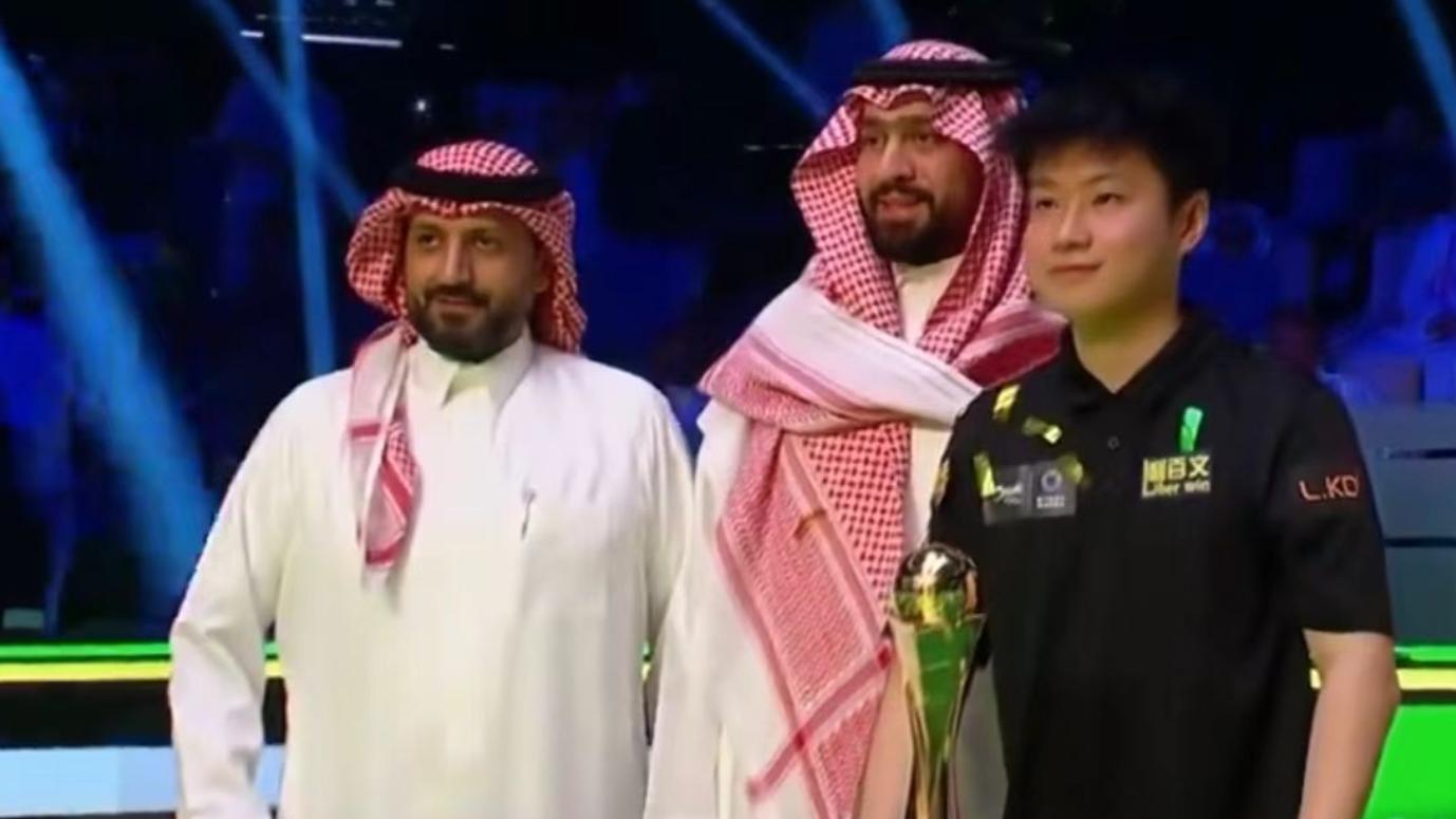 恭喜赵心童沙特赛强势夺冠，狂揽25万英镑的背后赢回了自我！