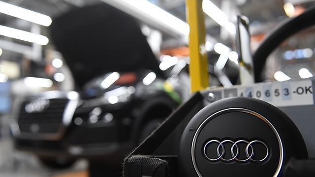 BBA销量集体崩盘：新时代的“地主”，都跑去买新势力了？
