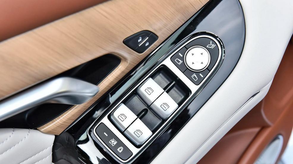 同价位PK，新岚图FREE对比领克08，家用谁更合适？