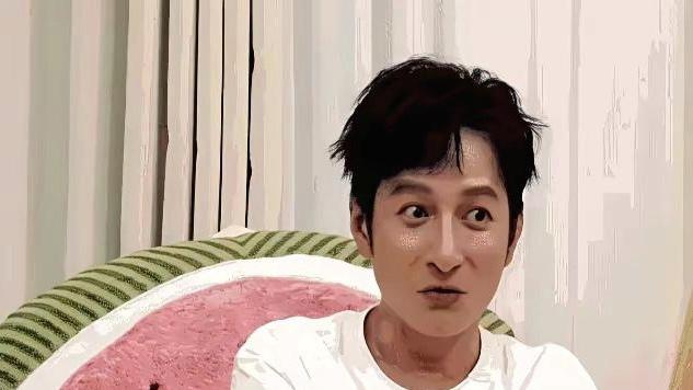 倪萍姐真接地气，饿了就直说，大家暖暖的。节目组后来记教训，备热饭挺好。