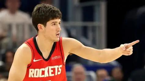 爆冷逆袭！库里低迷13中3，新秀谢泼德狂砍31+9+5打崩勇士！火箭残阵上演惊天逆转，联盟格局要被改