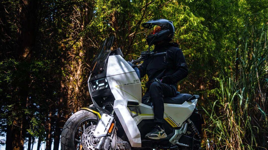 电动两轮车选购避坑指南：从政策到预算，怎么选不翻车？