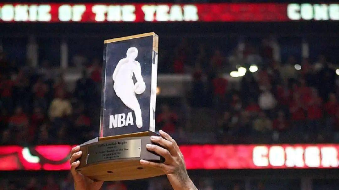 NBA人物传记，回归平凡也有骄傲的刺，风城玫瑰德里克罗斯