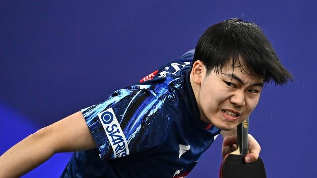 23岁小将向鹏0：3不敌17岁球场老油子松岛辉空，此处@尹宵