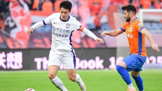 泰山队赛后评分，全队最高分无可争议，瓦科再失点球拿低分