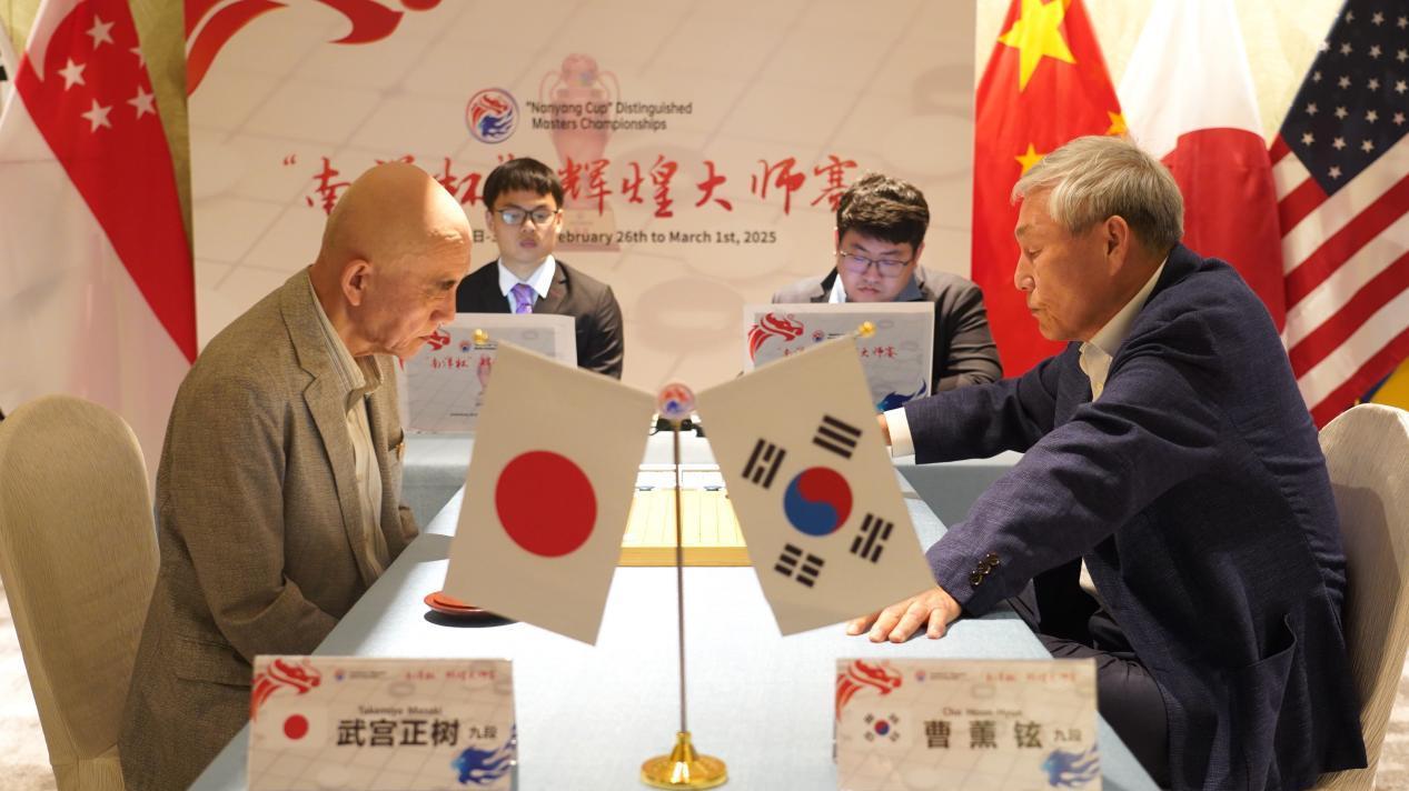 南洋杯决赛申真谞先声夺人，距八冠王仅一步之遥