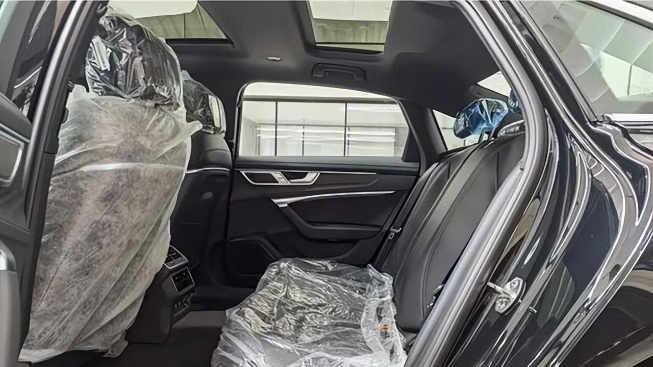 “价格战”持续升级！奥迪A6L直降13.99万，家用是否值得购入？