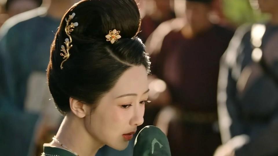 原来如此！何惟芳敢缠着贪官蒋长扬，底气是她的层层精心试探