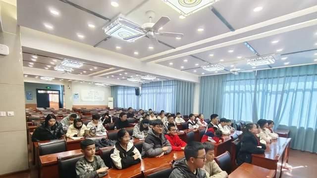 绍兴市柯桥区浙光小学2025学年第一学期田径冬训动员会议