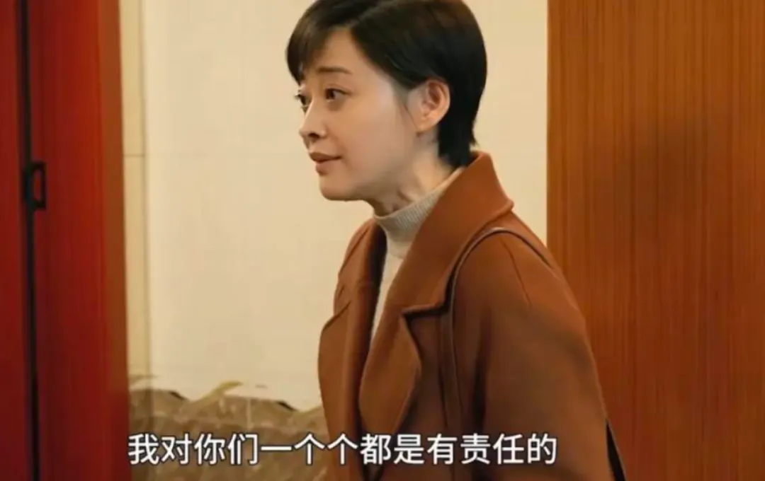 《六姊妹》：同样是何家的女婿，为何闫宏宇当个跑腿的大家都感恩，可张建国奉献了一生到头来却被无情的赶出家门？