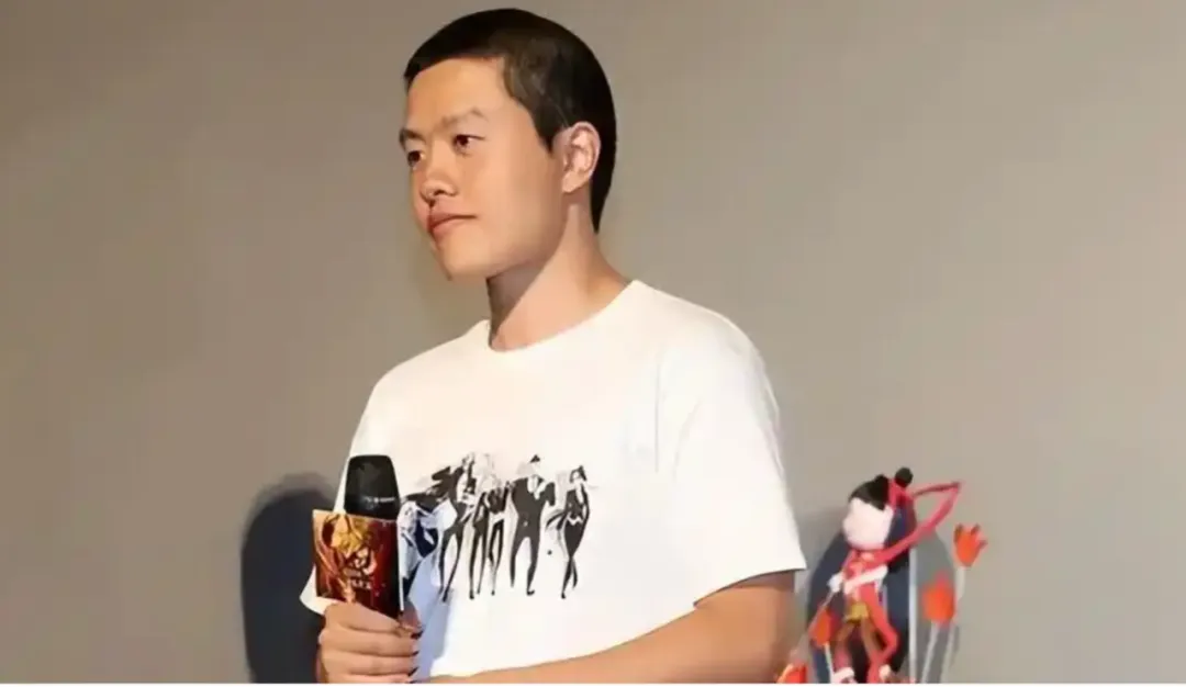 父母会嫌弃子女没出息吗？过来人的扎心经历：别太高估亲情