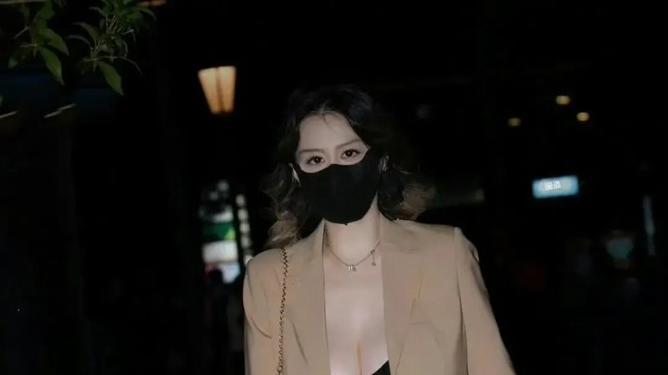 人人艳羡的富家太太生活，背后还有这些不为人知的辛劳