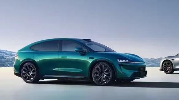 提前5年达标新国标！华为巨鲸电池平台筑起安全新标杆