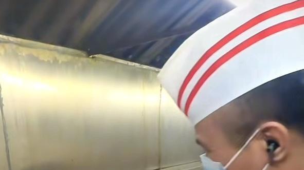 北海餐厅登顶高德全国TOP100，老板连呼：想不到!
