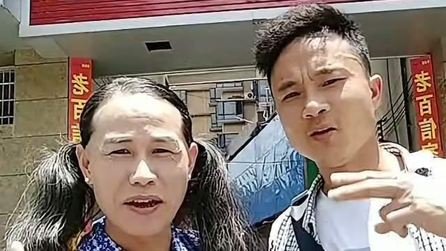 宁远网红“张曼玉”去世！熬夜直播致脑梗，穿裙子打耳钉扮成女性