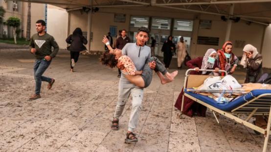 以色列乱杀，记者医院学校都被轰炸，战争中的无辜者该怎么办！