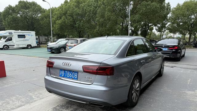 奥迪A6L：2017款TFSI技术型，13万出头体验C级轿车！