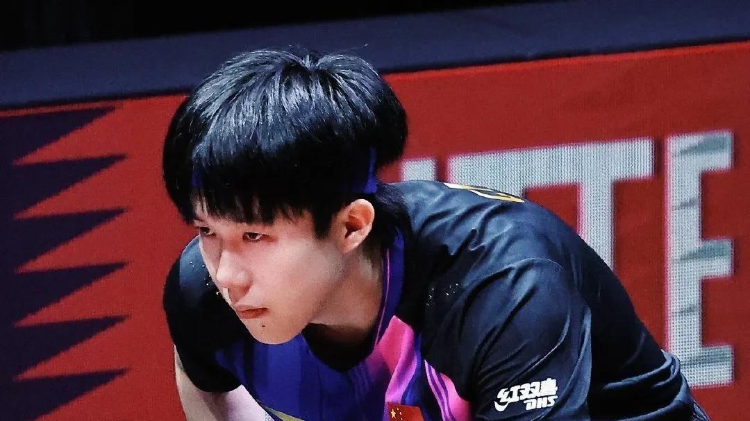 世乒赛男单四强产生，王楚钦4-0奥运会+世界杯双料季军