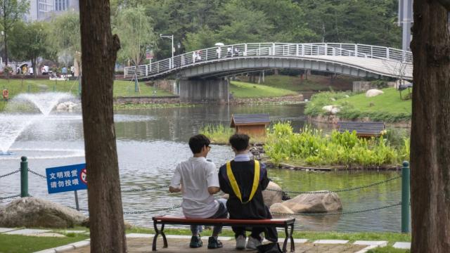 武汉工程大学好不好？世界排名节节高，实力看得见！