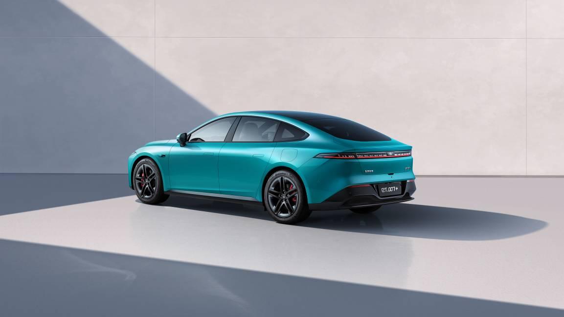 东风奕派eπ007+预售开启，14.99万起的智美超能轿跑有多能打？