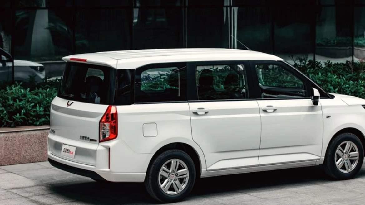 个体户选择五菱宏光PLUS理由：皮实耐用油耗低，宜家宜商实用