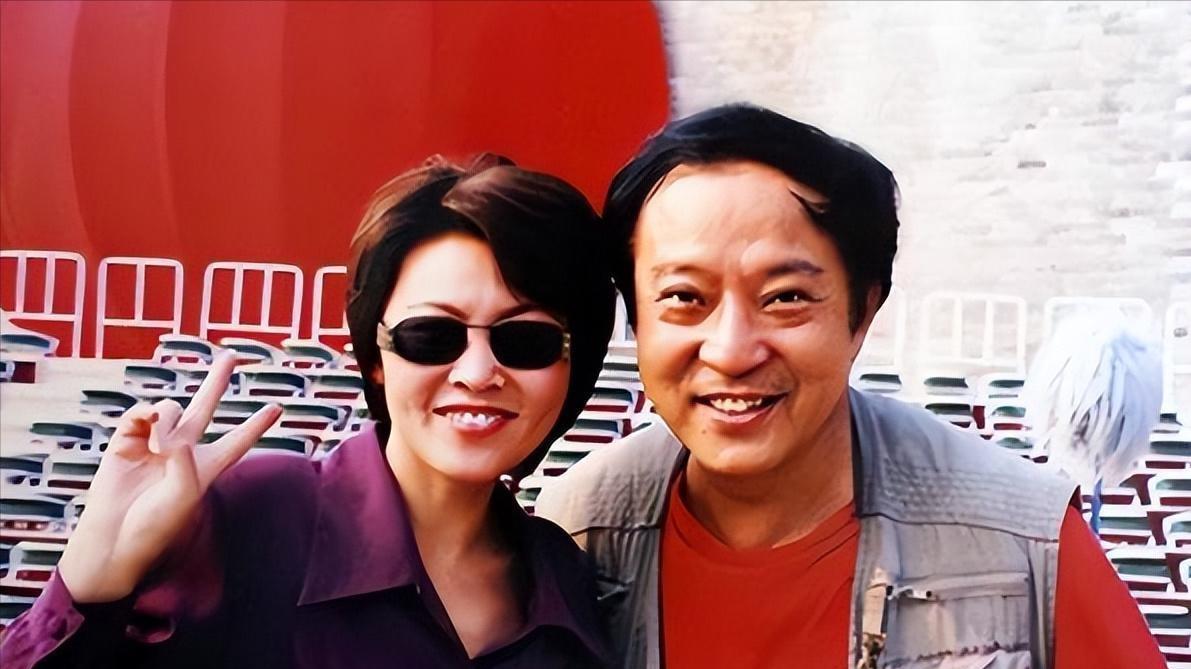 牛群刘肃18年婚姻路：从模范夫妻到陌路，倪萍的“尘世难寻”一语成谶？