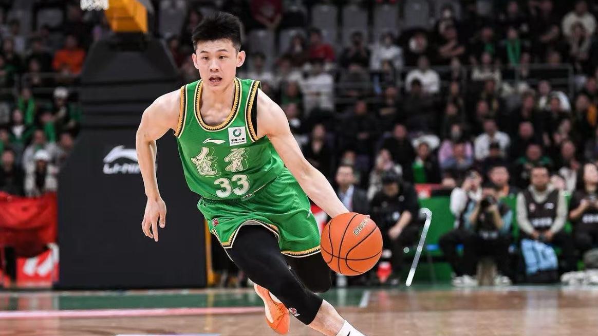砍19分助辽篮上热搜！世预赛萎靡CBA关键战耀眼 他已取代郭艾伦？