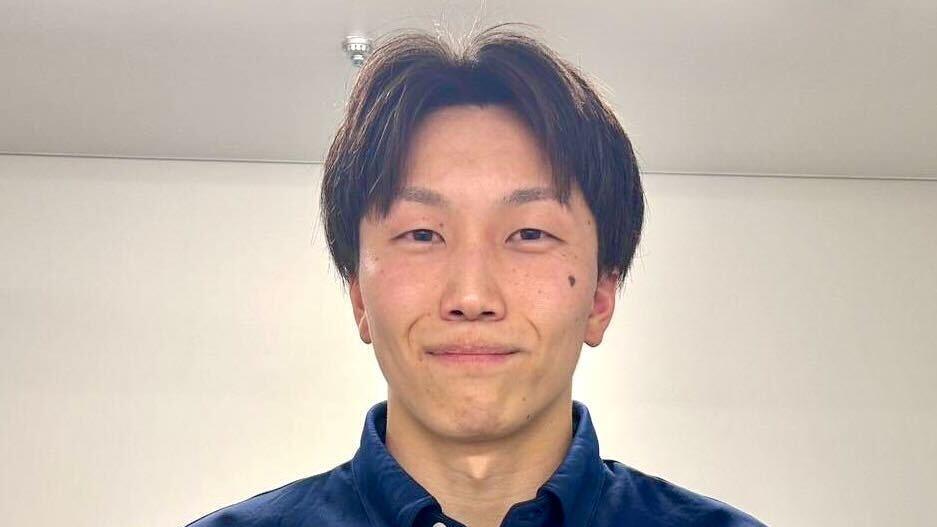 泳池设备销售人员玩票全国游泳赛竟杀入国家队 没教练辅导就找泳友切磋取经 野路子折腾竟然给他练了出来！
