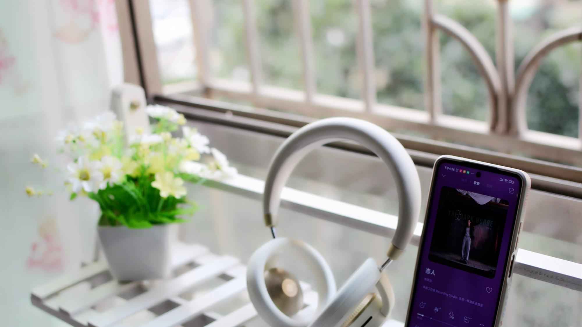 打破传统设计理念，南卡bolt头戴耳机为耳朵打开了一扇呼吸的窗户