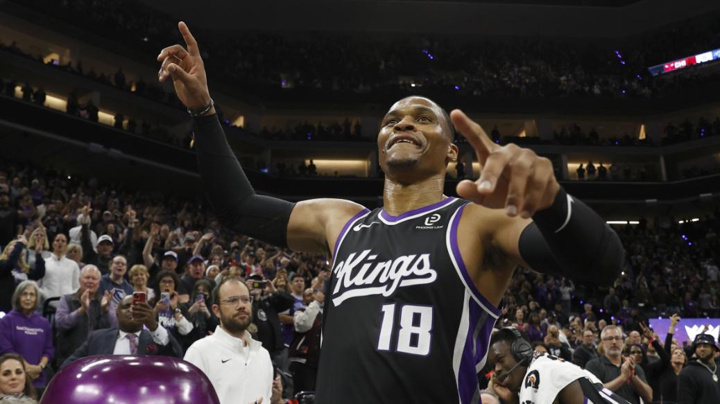 赛季刚打8场，基德尘封12年的历史纪录，就被威少打破了