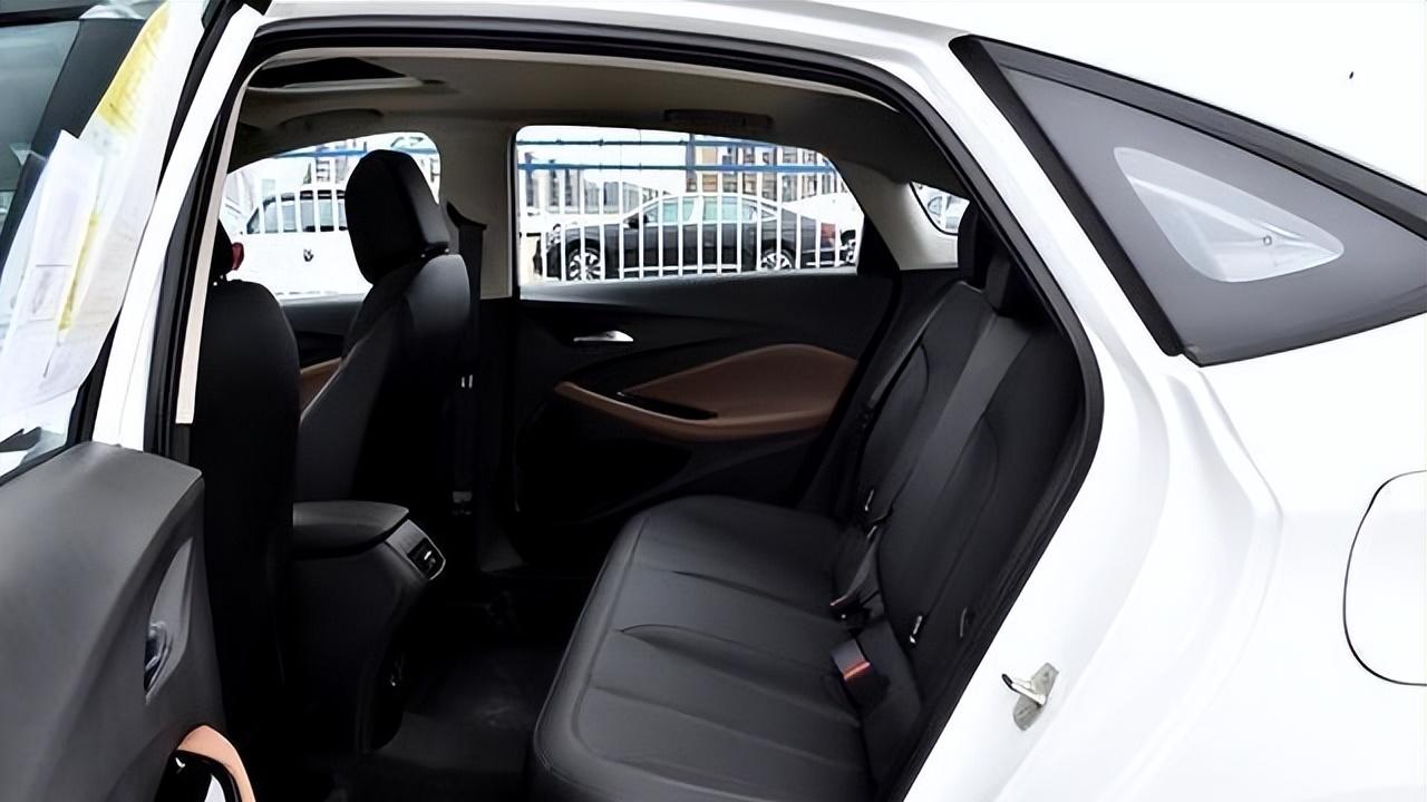 这才是合资“性价比之王”！从13万降至6万，184马力+CVT，还看啥轩逸