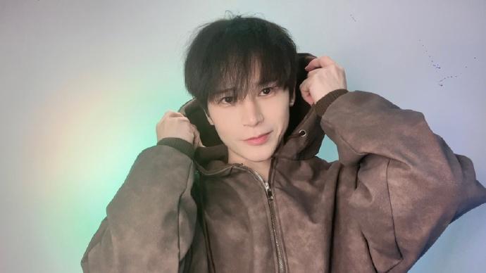 陈奕天太难了，感化不了于朦胧粉丝