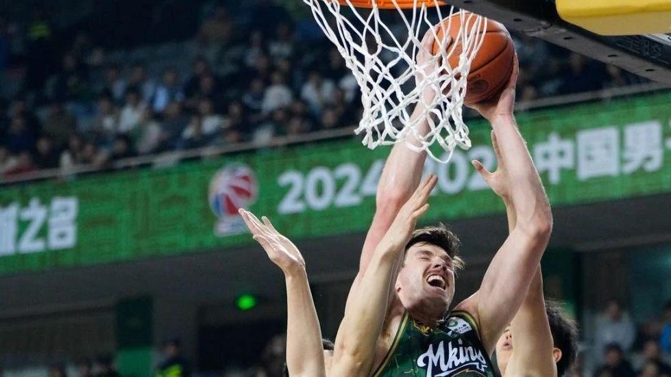 CBA季后赛上半区首支球队出炉：南京同曦