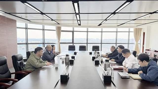 天津市国资委副主任韩剑到纺织集团调研指导