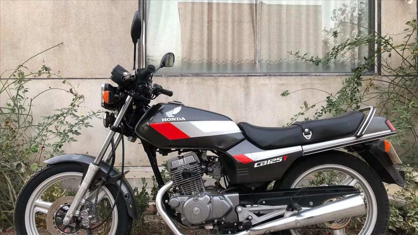 30年前的土豪座驾，拉风不输跑车，撩妹不输保时捷，你见过几辆？