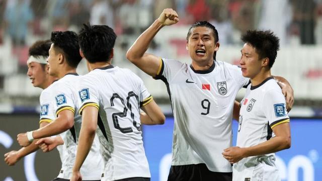 6轮仅2分！18强赛头号鱼腩诞生，98%概率出局，国足冲击14分晋级